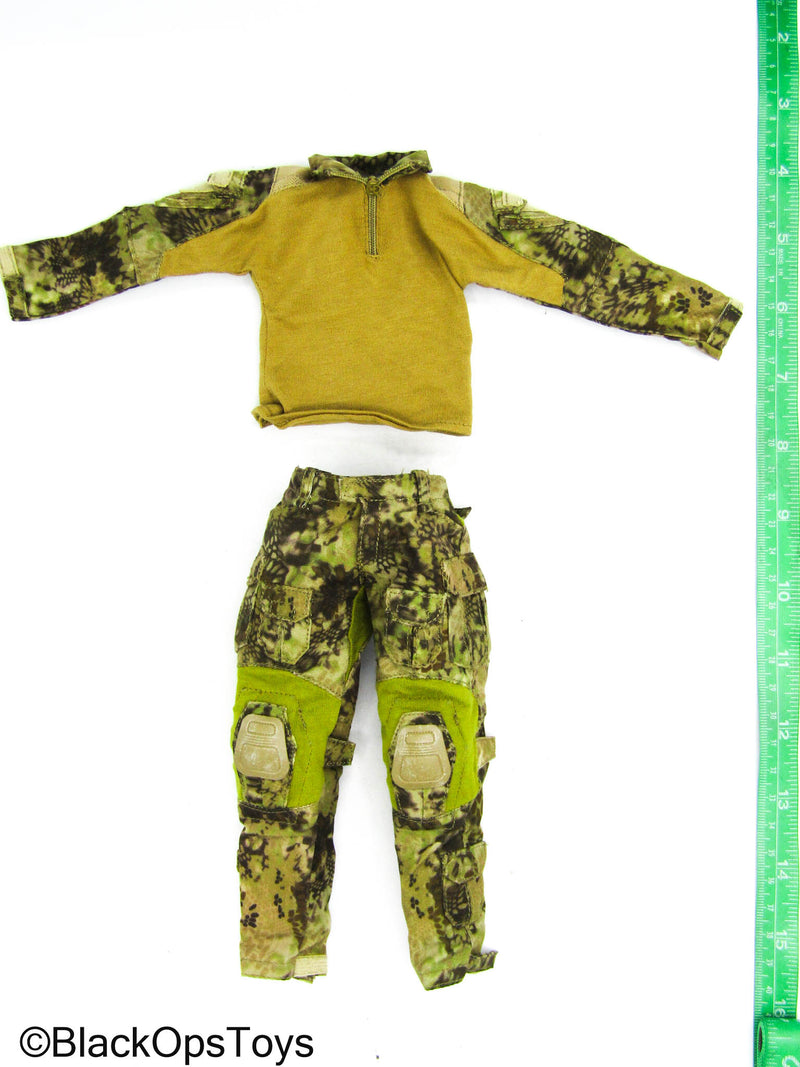 Load image into Gallery viewer, MC Toys - Arid Kryptek Camo Combat Uniform Set
