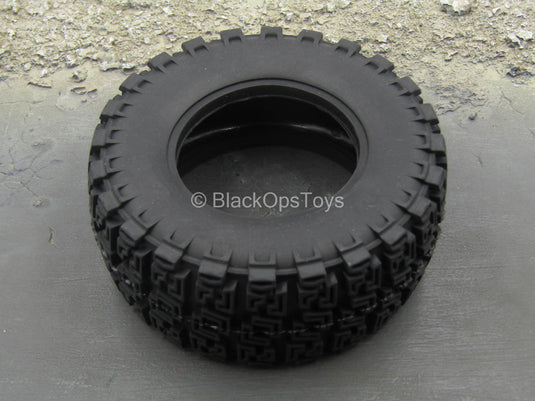 Motor Mechanic - Black Rubber Tire