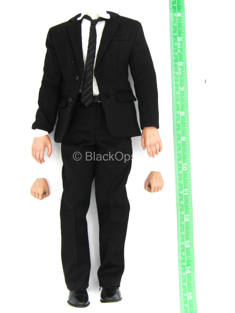 Load image into Gallery viewer, 007 James Bond - Male Base Body w/Black Suit Set &amp; Shoes
