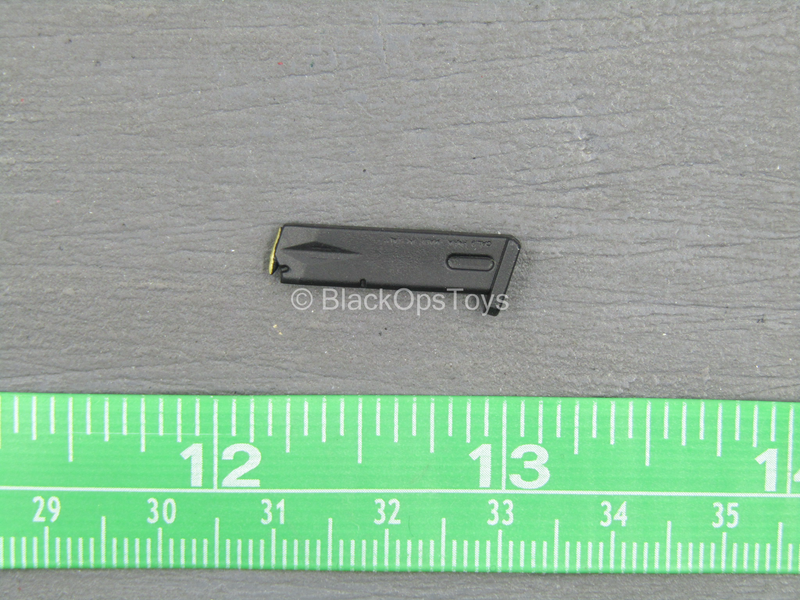 Load image into Gallery viewer, AMMO - Black 9MM M9 Beretta Magazine
