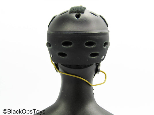 Hot Toys - Black Helmet w/Mono NVG Set