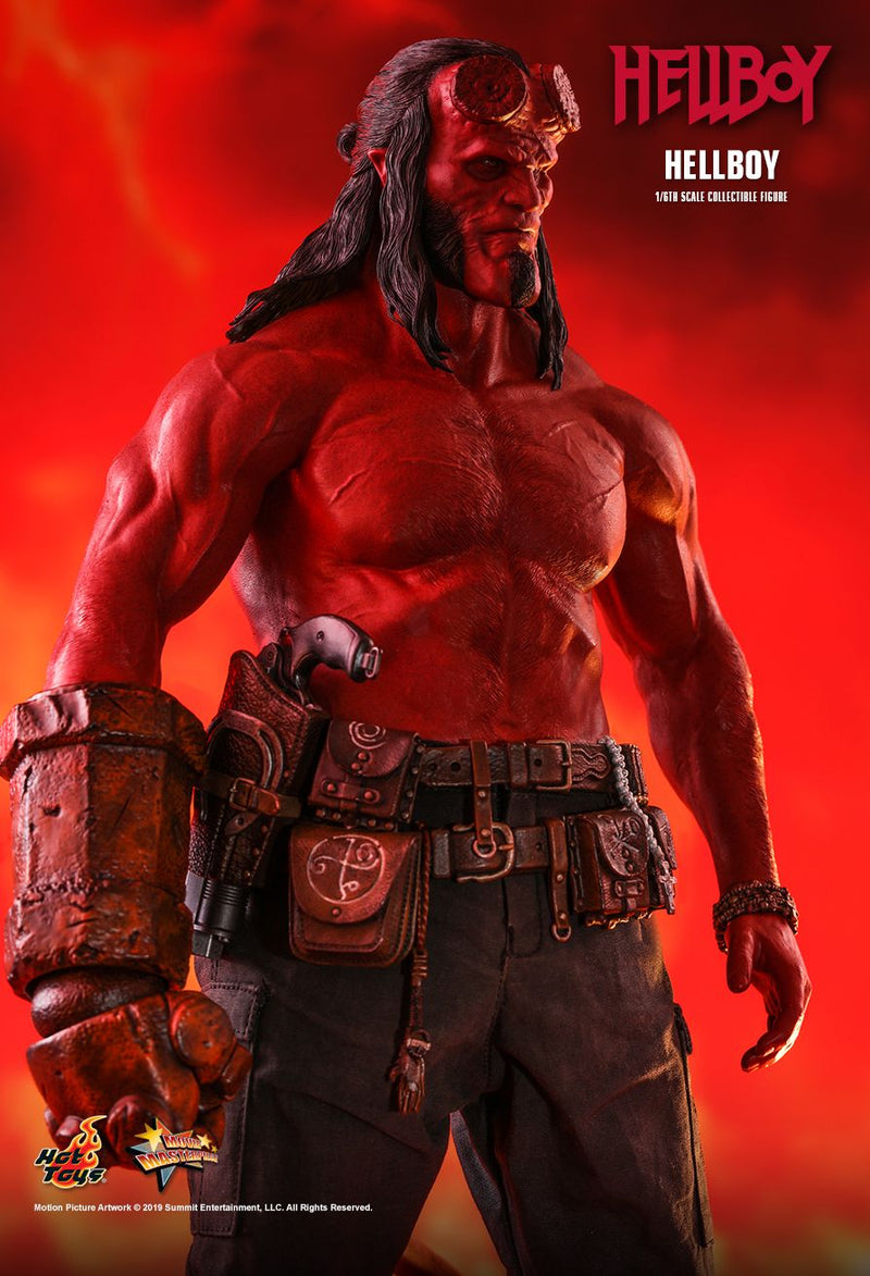 Load image into Gallery viewer, Hellboy 2019 - MINT IN BOX
