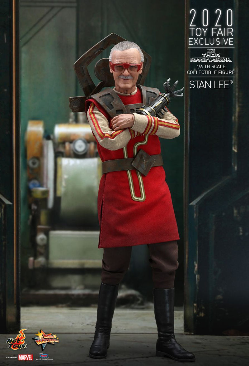 Load image into Gallery viewer, Thor: Ragnarok - Intergalactic Barber Stan Lee - MINT IN BOX
