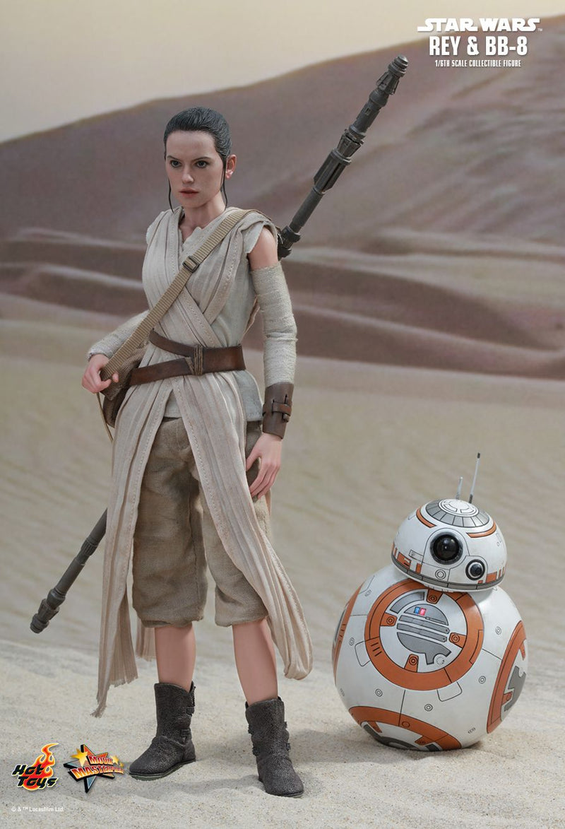 Load image into Gallery viewer, STAR WARS - Rey &amp; BB8 Set - MINT IN BOX
