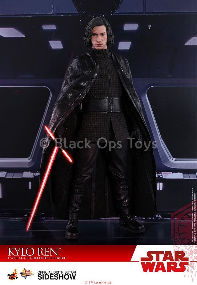 Load image into Gallery viewer, STAR WARS - Kylo Ren - Black Belt &amp; Lightsaber Hilt
