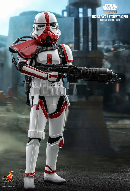 Star Wars - Incinerator Trooper - Male Body w/White & Red Armor