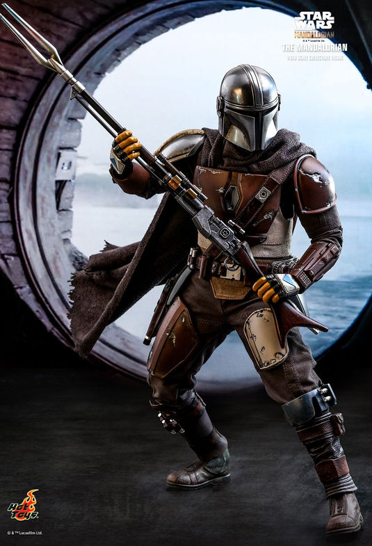 Star Wars - The Mandalorian - Left Weathered Beskar Thigh Armor