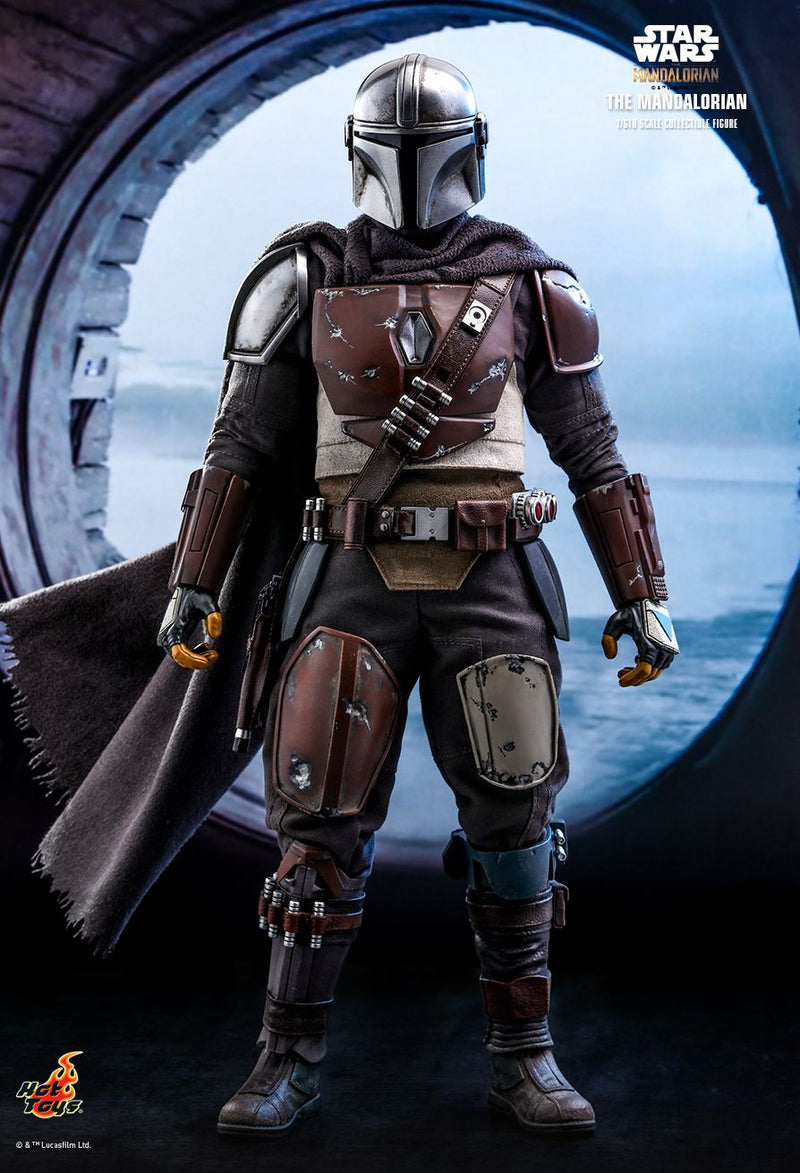 Load image into Gallery viewer, Star Wars - The Mandalorian - Beskar Mandalorian Helmet
