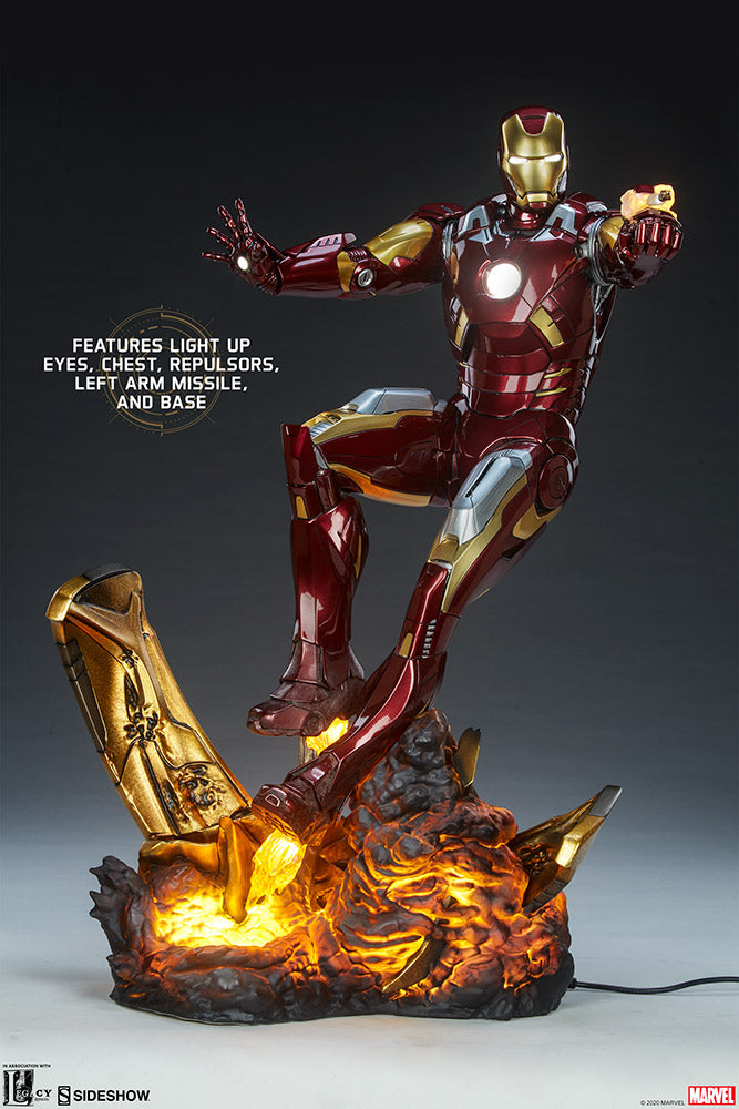 Load image into Gallery viewer, The Avengers - Iron Man MK VII Light Up Maquette - MINT IN BOX
