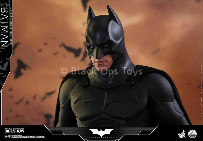 Load image into Gallery viewer, 1/4 scale - Batman Begins - Batman - MINT IN BOX
