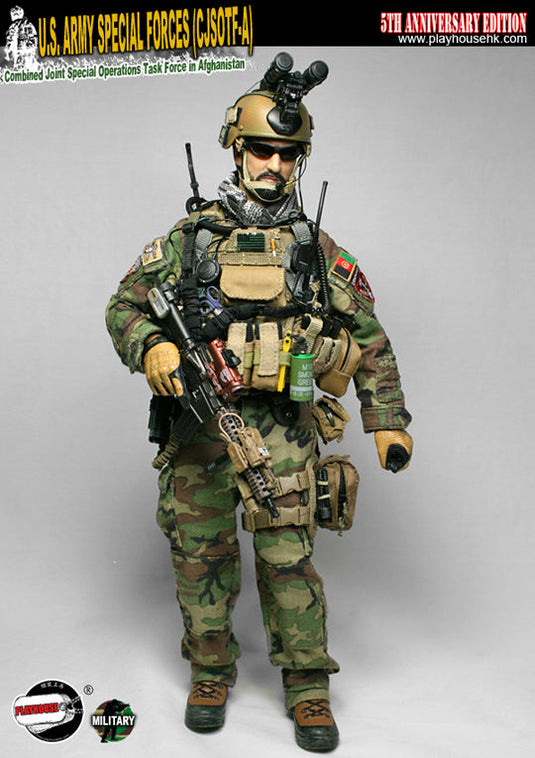 Rare US Army Special Forces - White Butt Padding